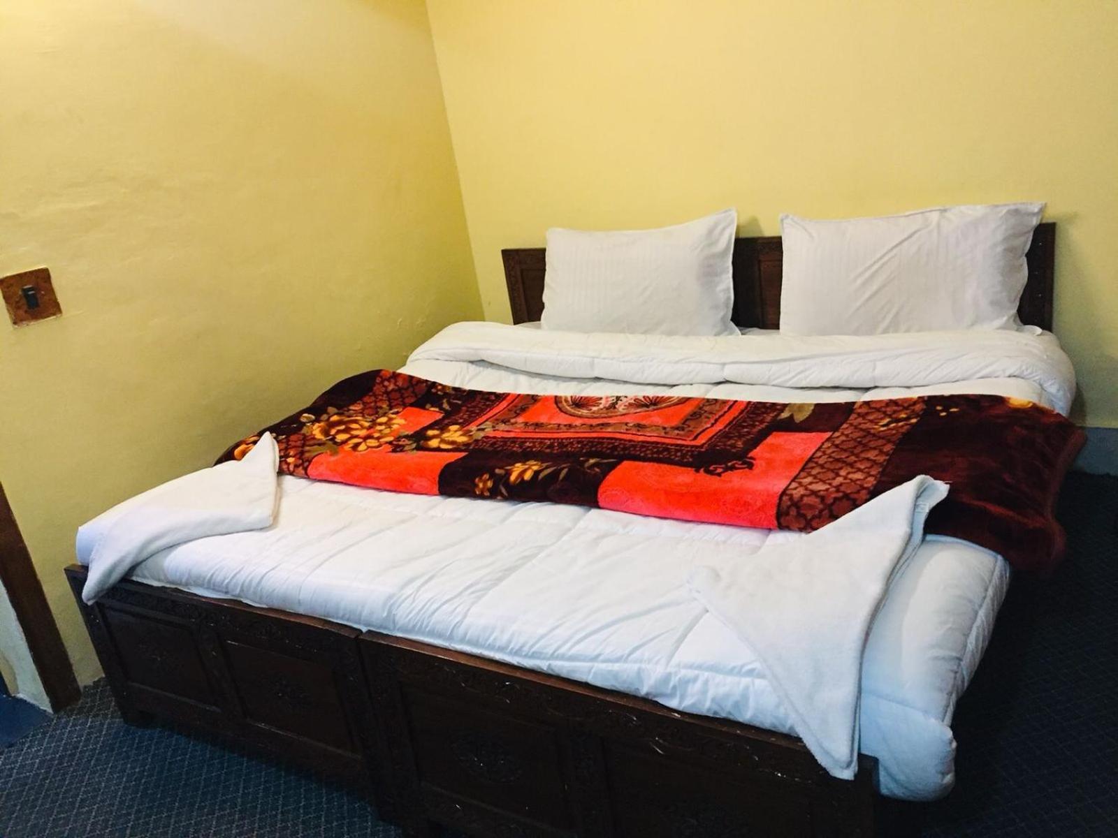 Kashmir Hill Town Hotel Srinagar  Bagian luar foto