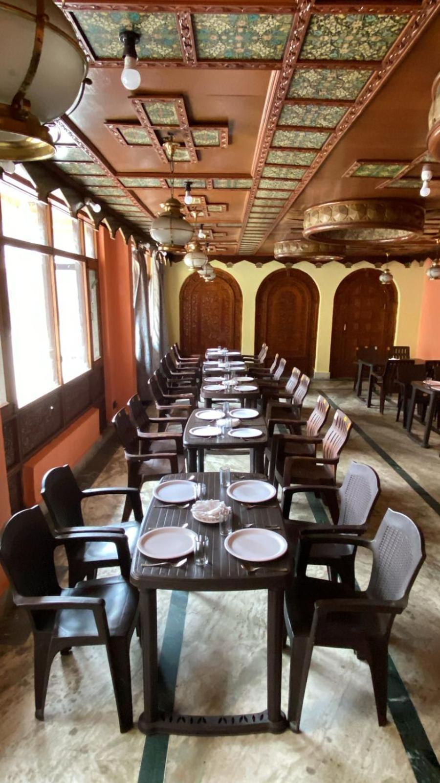 Kashmir Hill Town Hotel Srinagar  Bagian luar foto